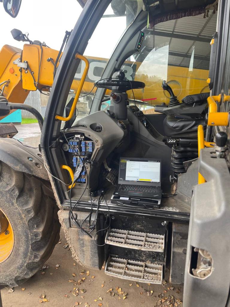 JCB 5CX отключение мочевины AdBlue и сажевого фильтра ТракСистемс